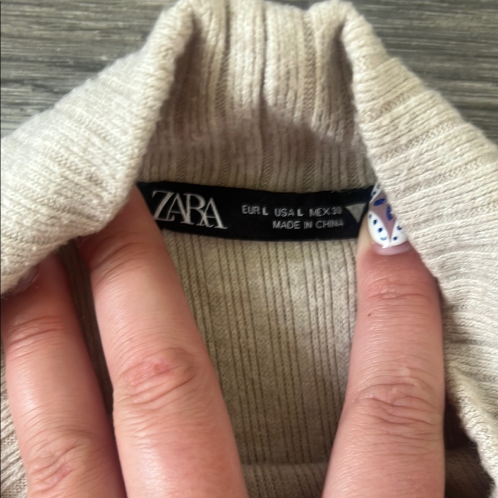 Zara Cream Ribbed Crop Top - Picture 2 of 3
